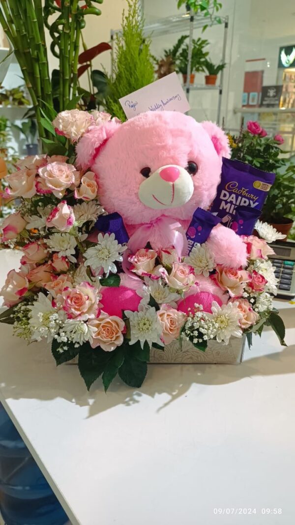 BABY ROSE (PINK ) TOY &CHOCOLATE